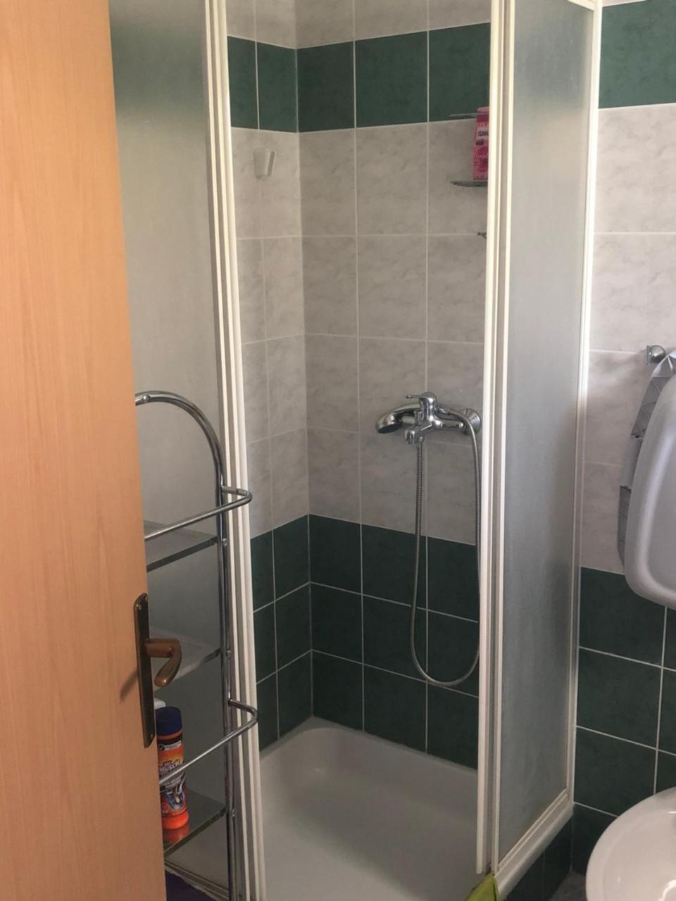 Apartman Ylli Nečujam Exteriör bild
